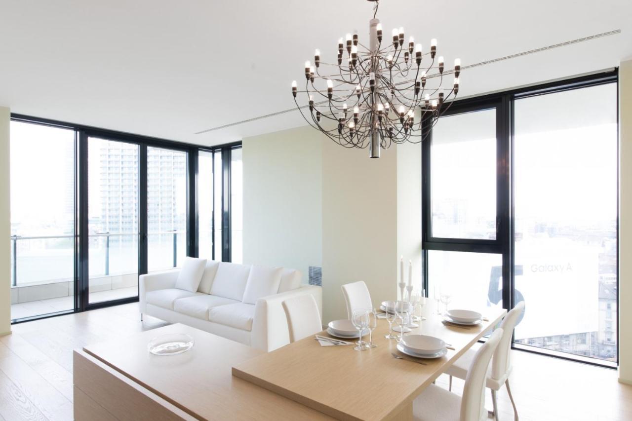 Stylish Elegant Suite In Torre Solaria With Exclusive Milan'S View Bagian luar foto